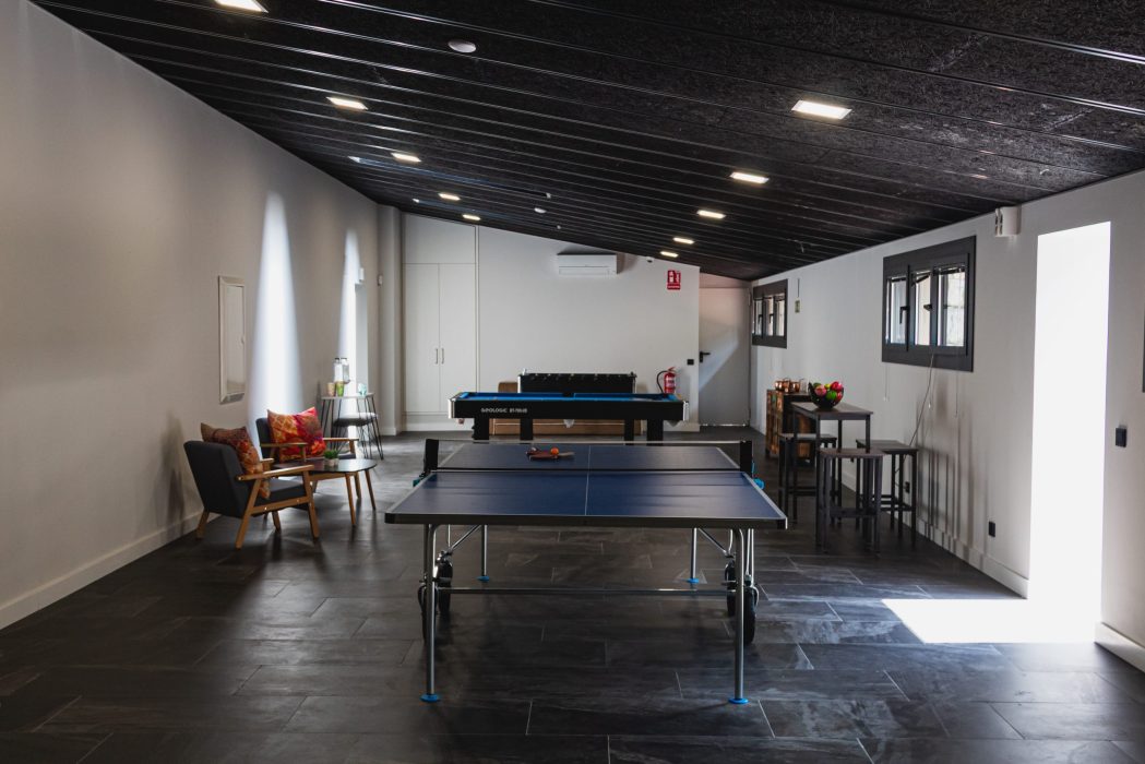 Zona de juegos ping pong